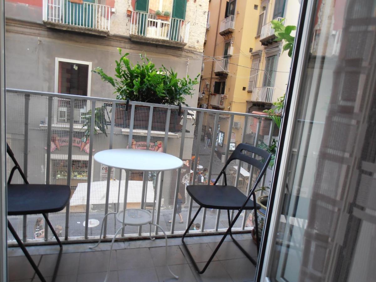 La Residenza Napoli Chiaia Short Let Apartment Superior Via Chiaia 82 Экстерьер фото